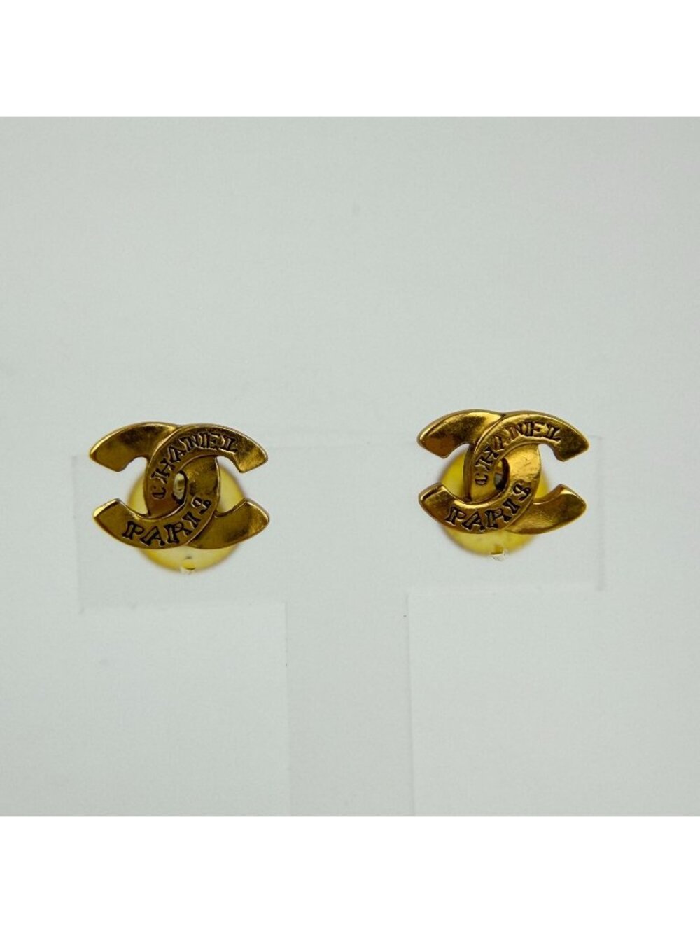 Chanel CC Logo Earrings Gold Vintage - Picture 1 of 5
